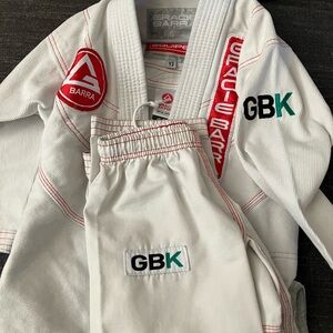 Gracie Barra Kids Jiu-Jitsu Gi - White Y3